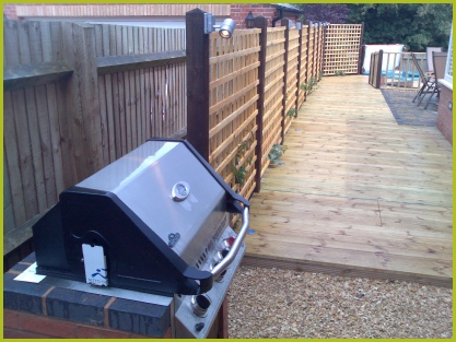 Area Of Decking Supplied And Installed By Redditch Based Landscape Gardeners : Advanscape : Landscaping Redditch Studley Bromsgrove Alvechurch